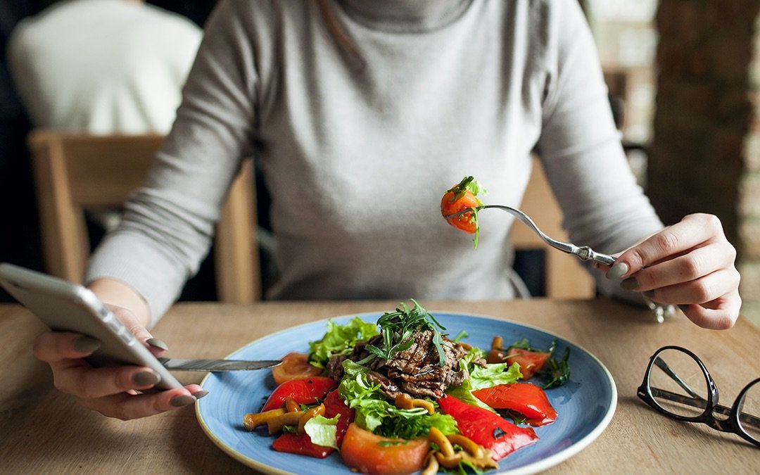 Comidas Rápidas y Saludables para Mujeres Activas